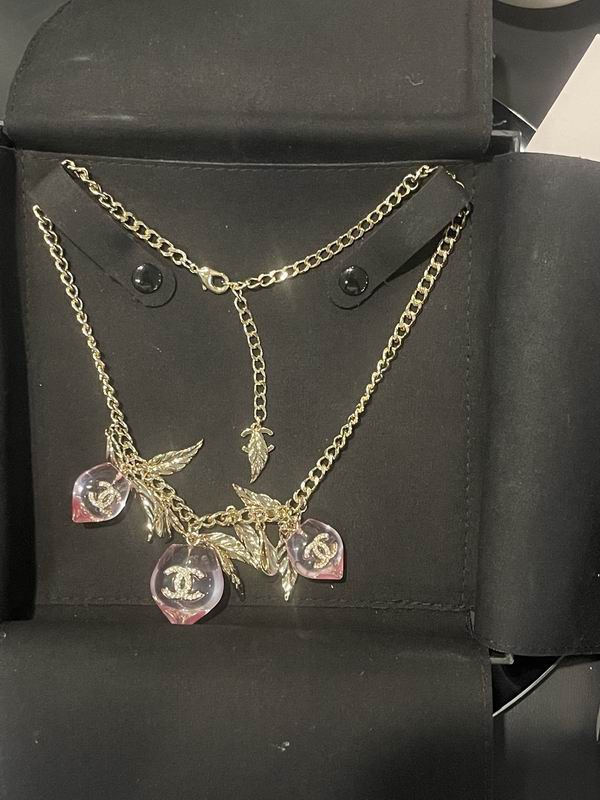 Chanel Necklace 06yxs74